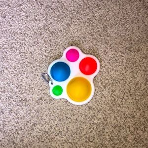 Simple dimple fidget toy